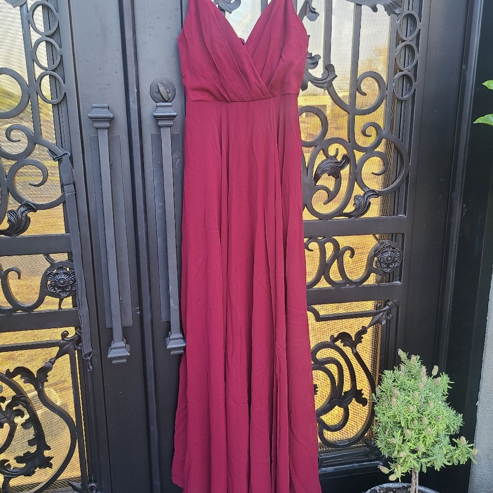 Lulus long flowy spaghetti stap dress. - Picture 6 of 8